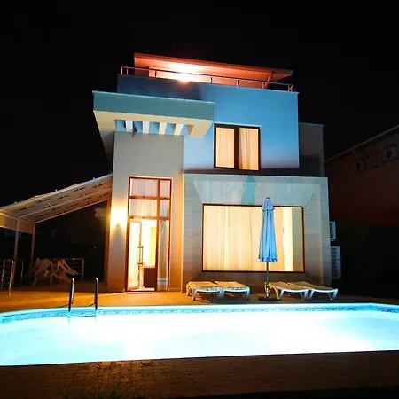 Paradise Town Daisy Villa